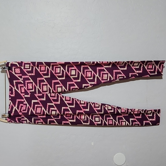 LULAROE LLR TC Purple Patterned Buttery Soft Legging Tall Curvy - Picture 3 of 6